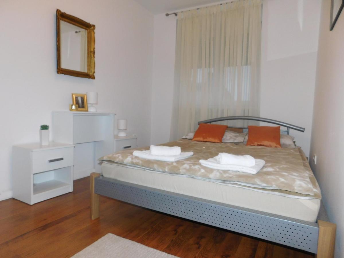 Apartman Ana Zupanja Exterior photo