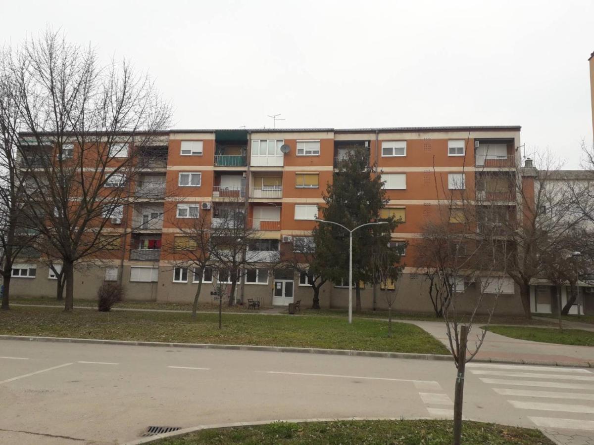 Apartman Ana Zupanja Exterior photo